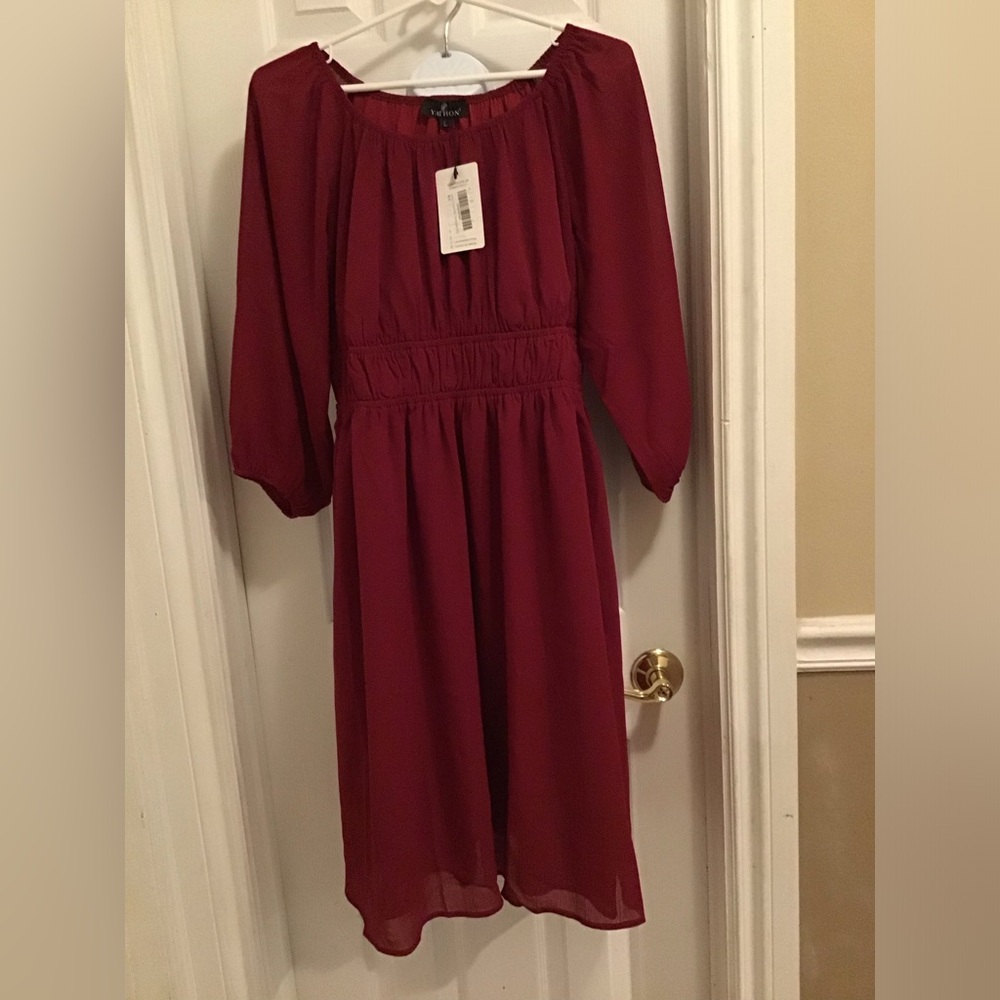 Women’s red long sleeve Yathon dress